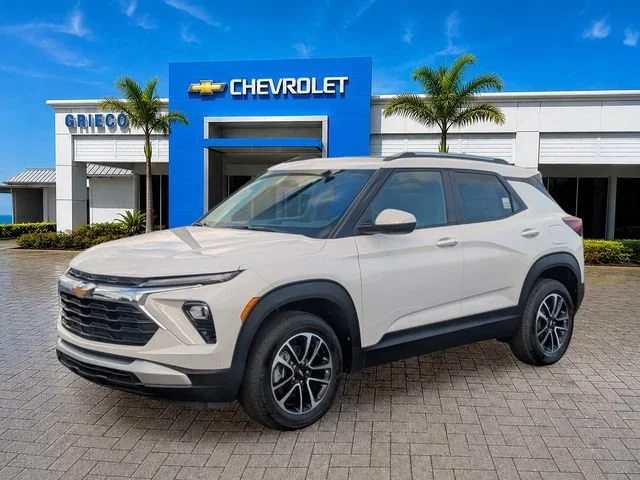 New 2026 Summit White Chevrolet LT image 3