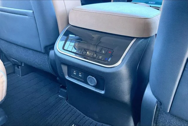 Used 2025 Blue INFINITI SENSORY image 24