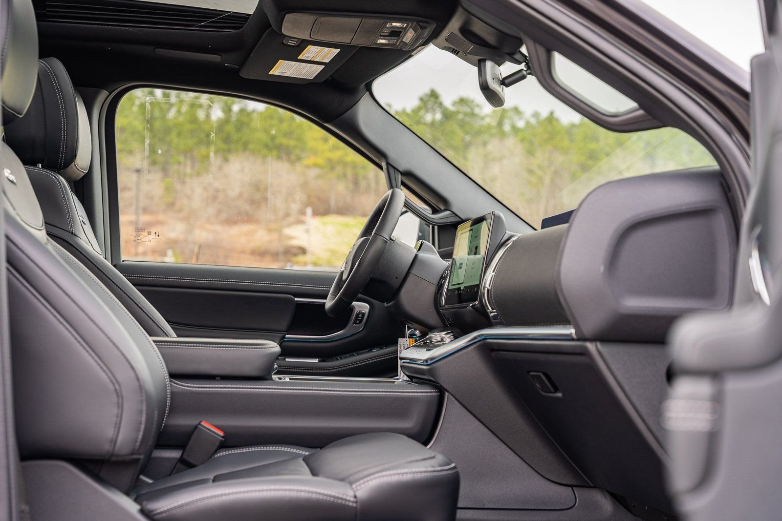 New 2026 Dark Matter Gray Metallic Ford MAX Platinum® image 20