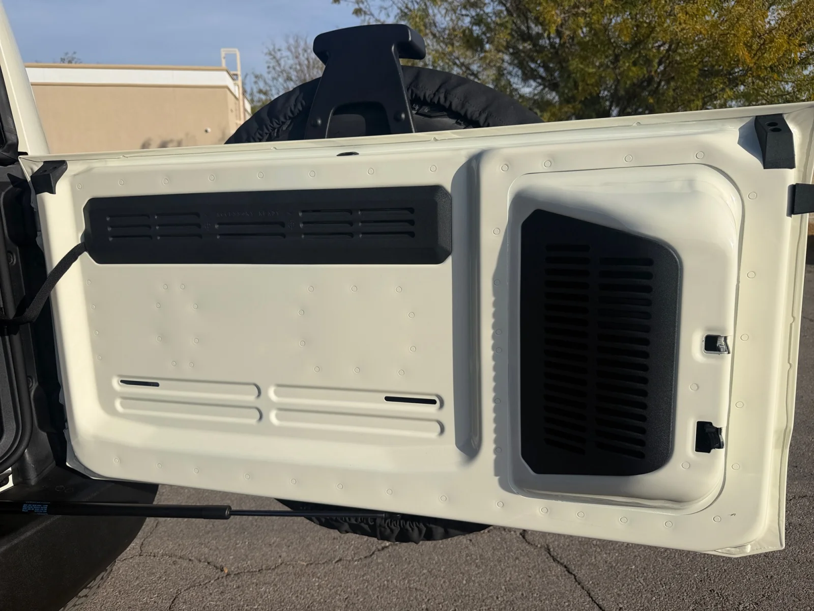 New 2026 WIMBLEDON WHITE Ford Outer Banks image 16