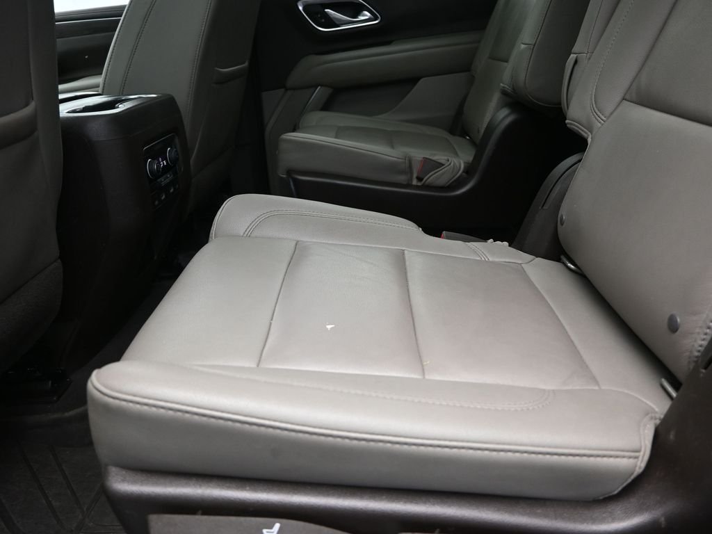 Used 2021 White Chevrolet LT image 17