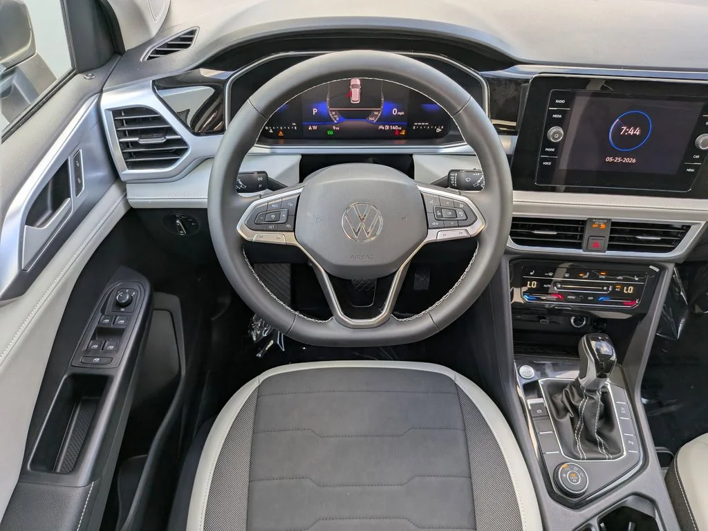 New 2026 Gray Volkswagen 1.5T SE image 10