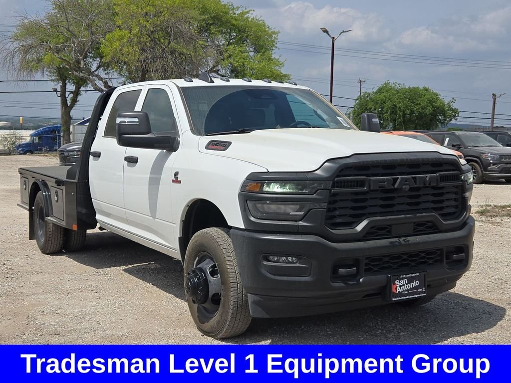 New 2026 Bright White Clearcoat RAM Tradesman image 3