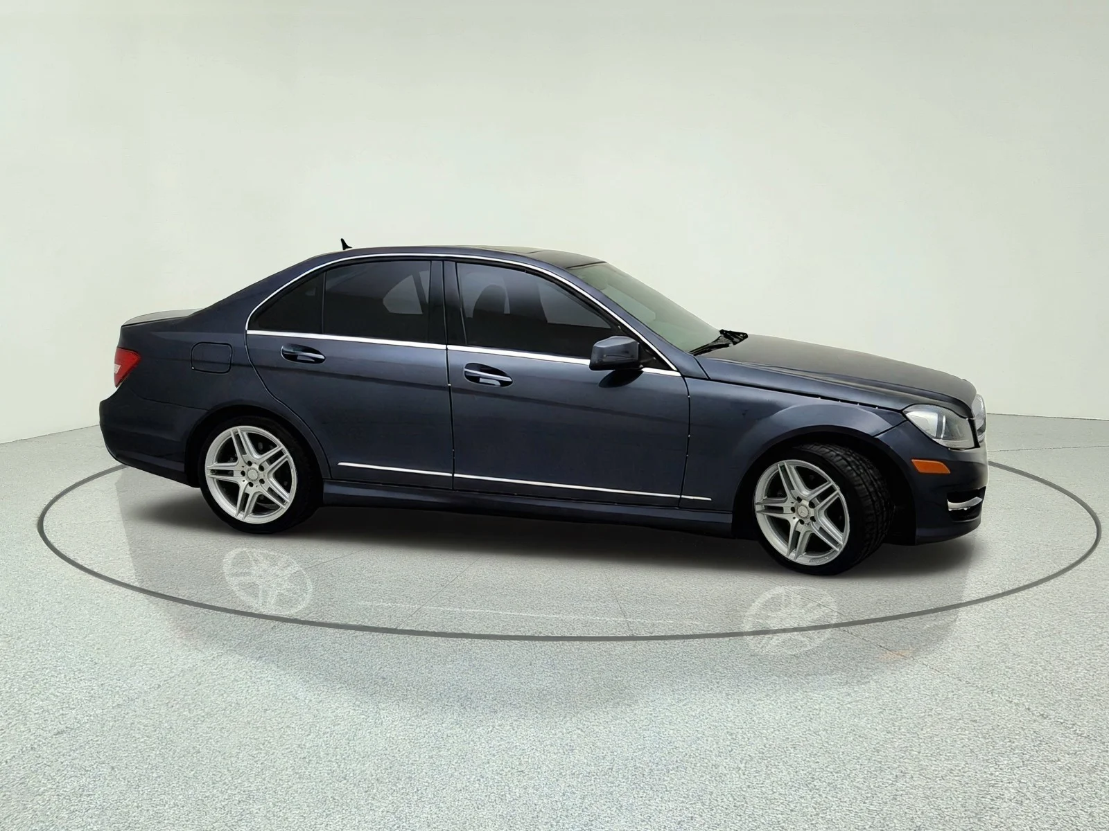 Used 2013 Steel Grey Metallic Mercedes-Benz C 250 Sport image 6