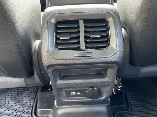 Used 2022 Platinum Gray Metallic Volkswagen 2.0T SE image 46