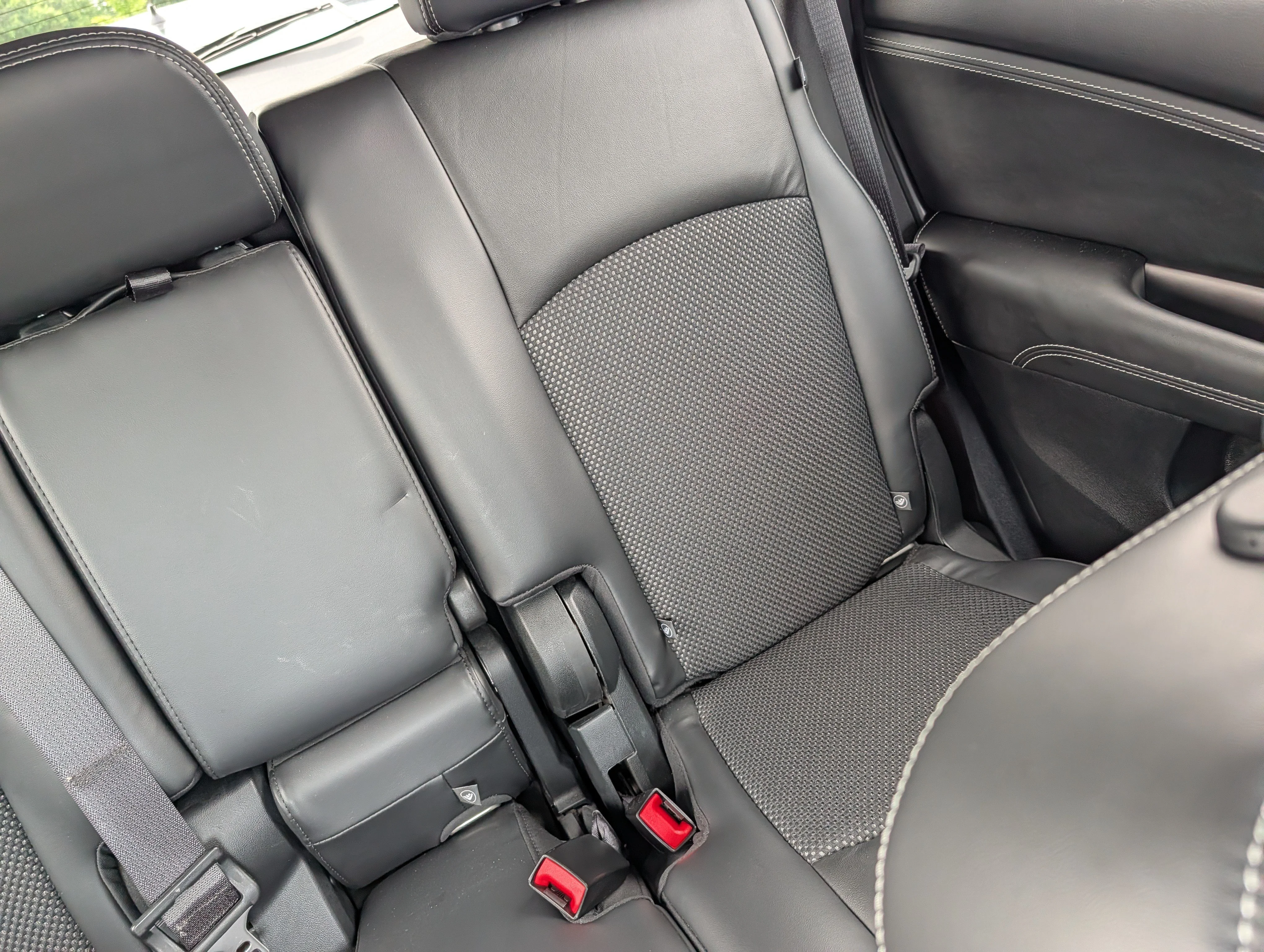 Used 2017 Redline 2 Coat Pearl Dodge Crossroad Plus image 14