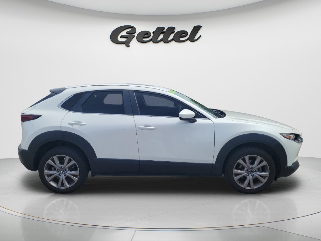 Used 2021 White Mazda Preferred image 4
