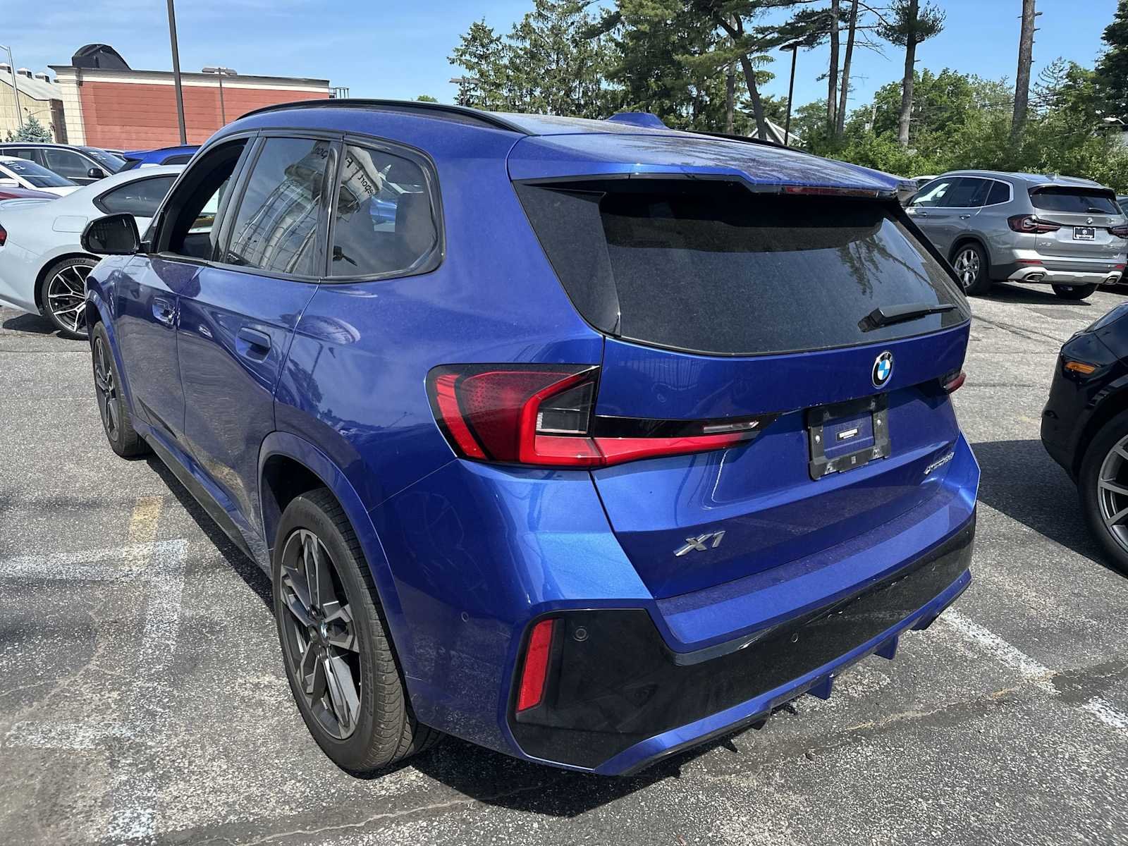 2023 BMW X1 28i - Photo 5