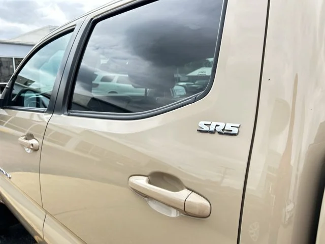 Used 2019 Quicksand Toyota SR5 image 7