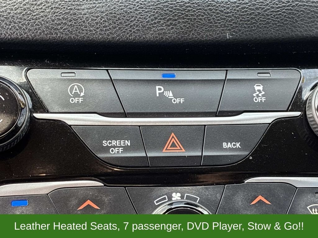 Used 2017 Black Chrysler Touring L image 32