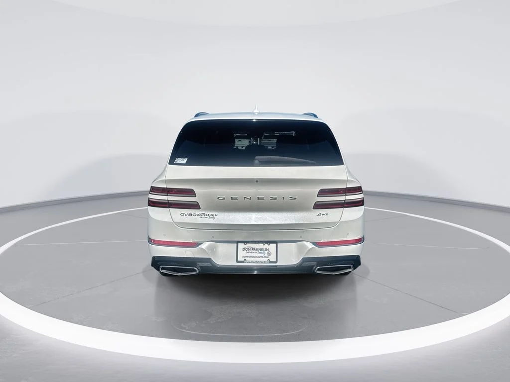 Used 2024 White Genesis 2.5T image 7