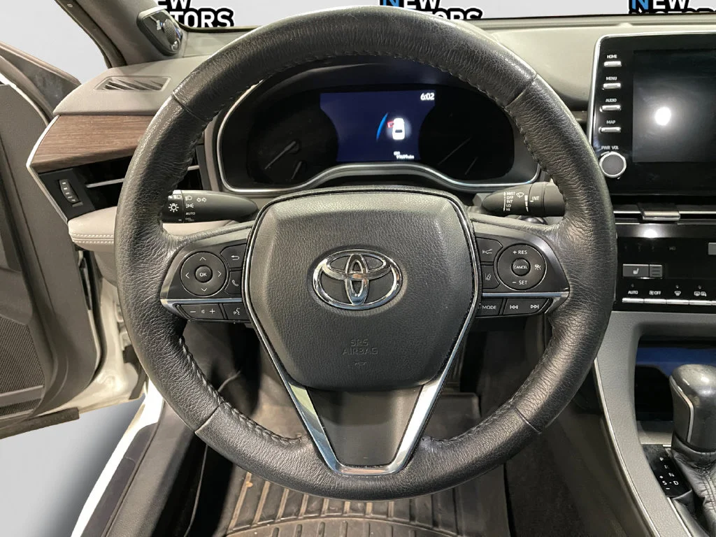 Used 2021 Pearl Toyota XLE image 12