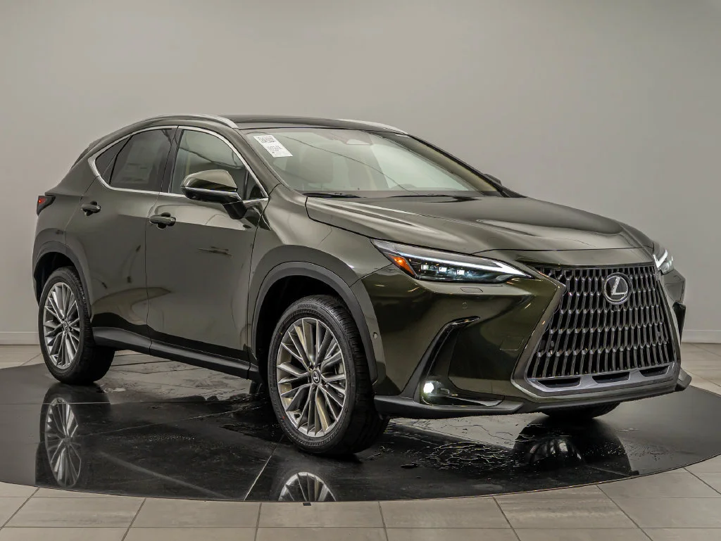 New 2026 Nori Green Pearl Lexus LUXURY AWD image 3