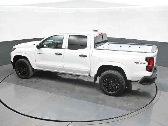 2026 Chevrolet Colorado Work Truck - Photo 11