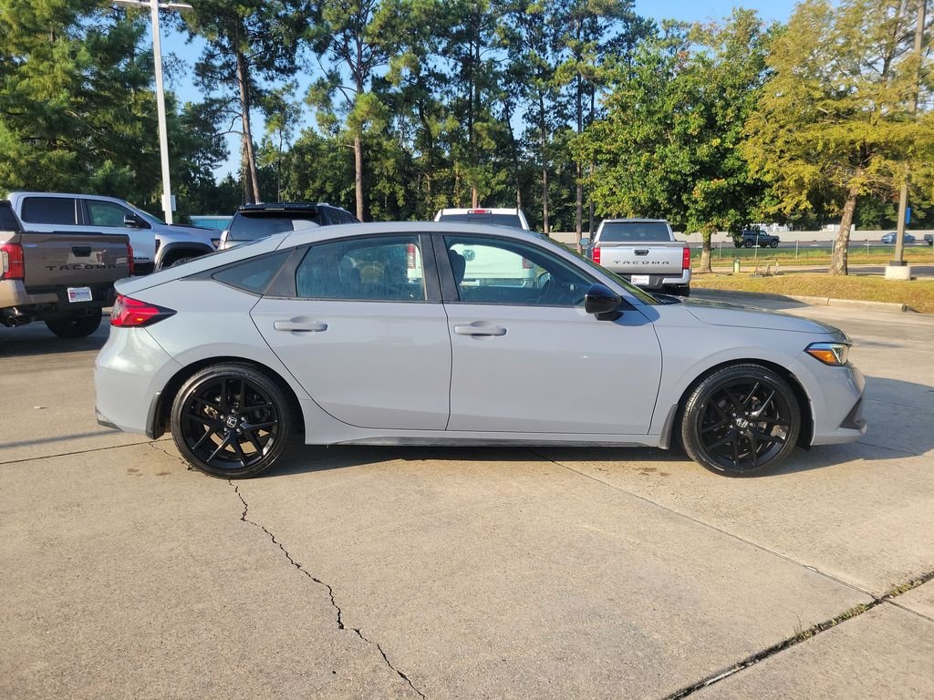 Used 2022  Honda Sport image 8