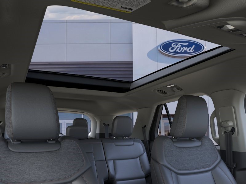 New 2026 Space White Metallic Ford Active image 23