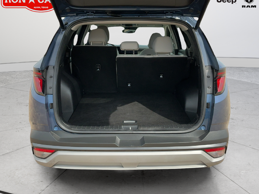 Used 2025 Blue Hyundai SEL image 21