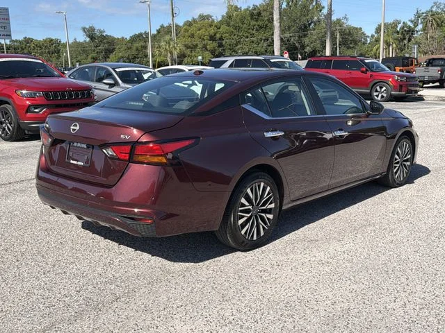 Used 2024 Red Nissan 2.5 SV image 4