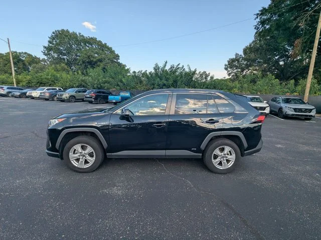 Used 2019 Midnight Black Metallic Toyota XLE image 11