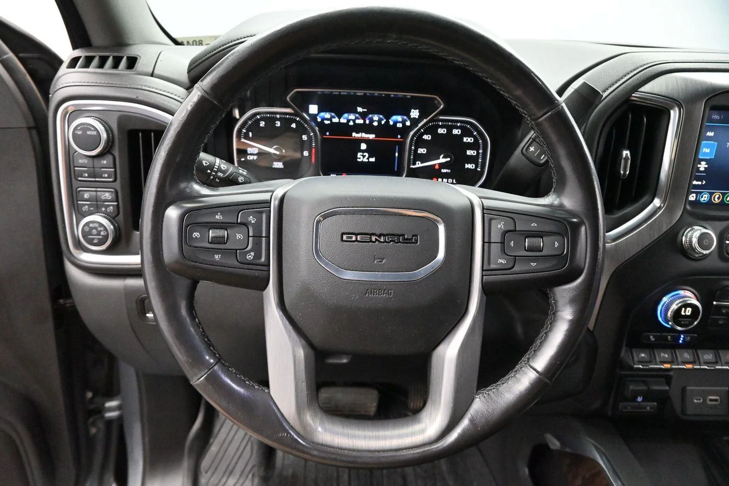 Used 2020 SATIN STEEL METALLIC GMC Denali image 16