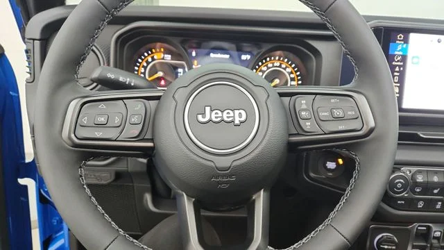 New 2026 Hydro Blue Pearl-Coat Exterior Paint Jeep Rubicon X image 24