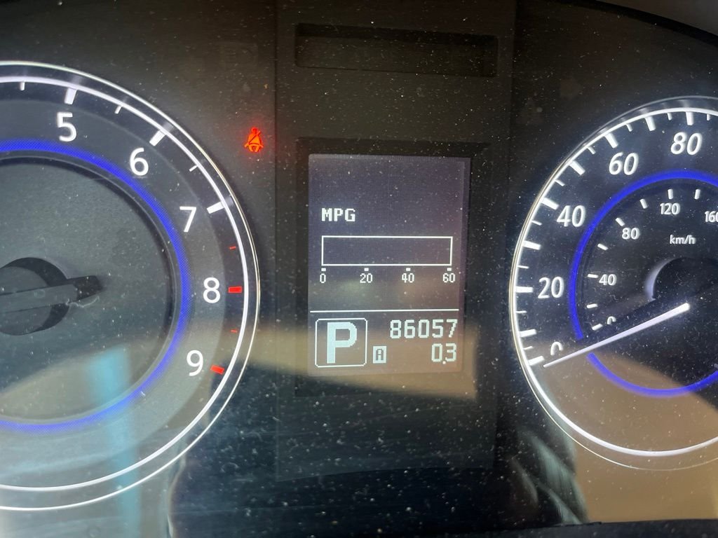 Used 2011 Malbec Black INFINITI IPL image 4