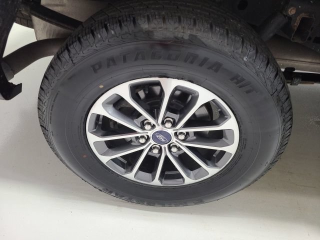 Used 2020 Magma Red Metallic Ford XLT image 39
