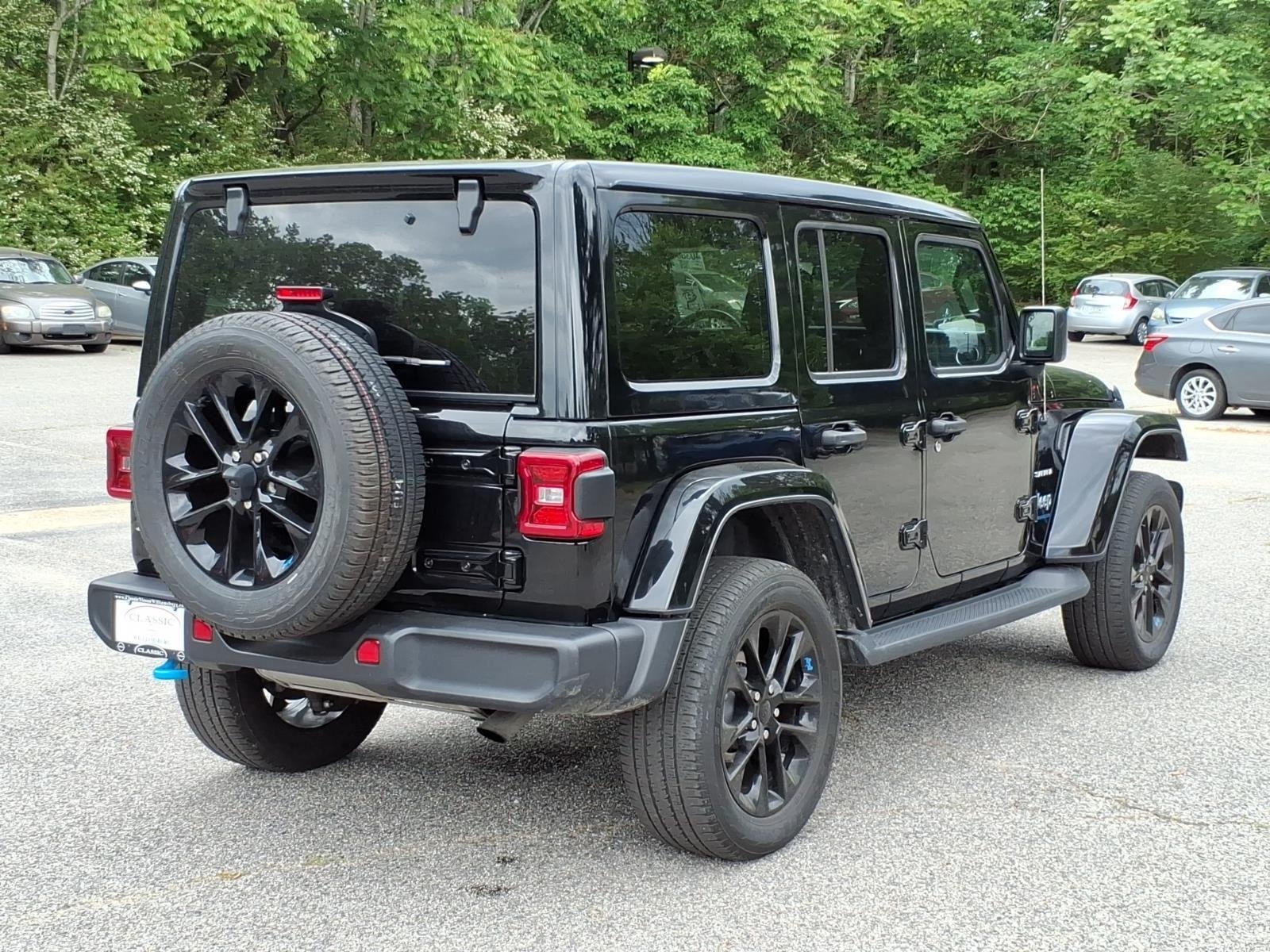 Used 2023 Black Clearcoat Jeep Sahara image 7