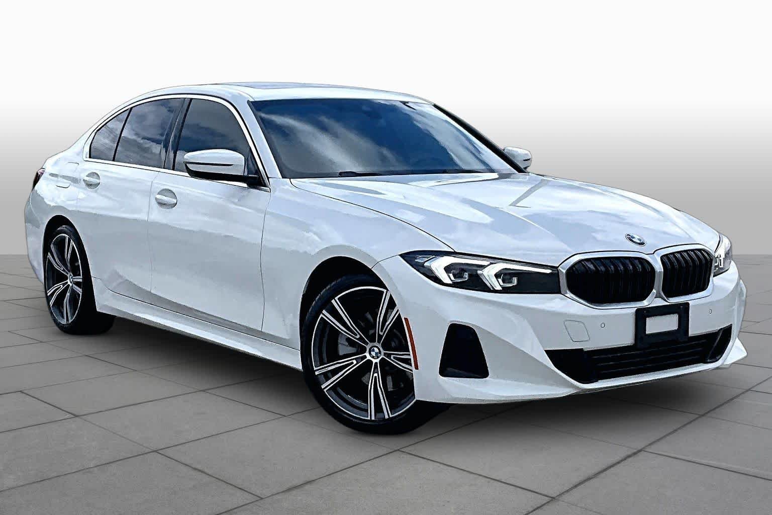 Used 2024 Alpine White BMW 330i image 2
