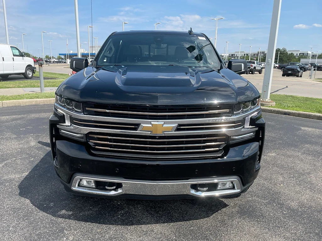 Used 2021 Black Chevrolet High Country image 32