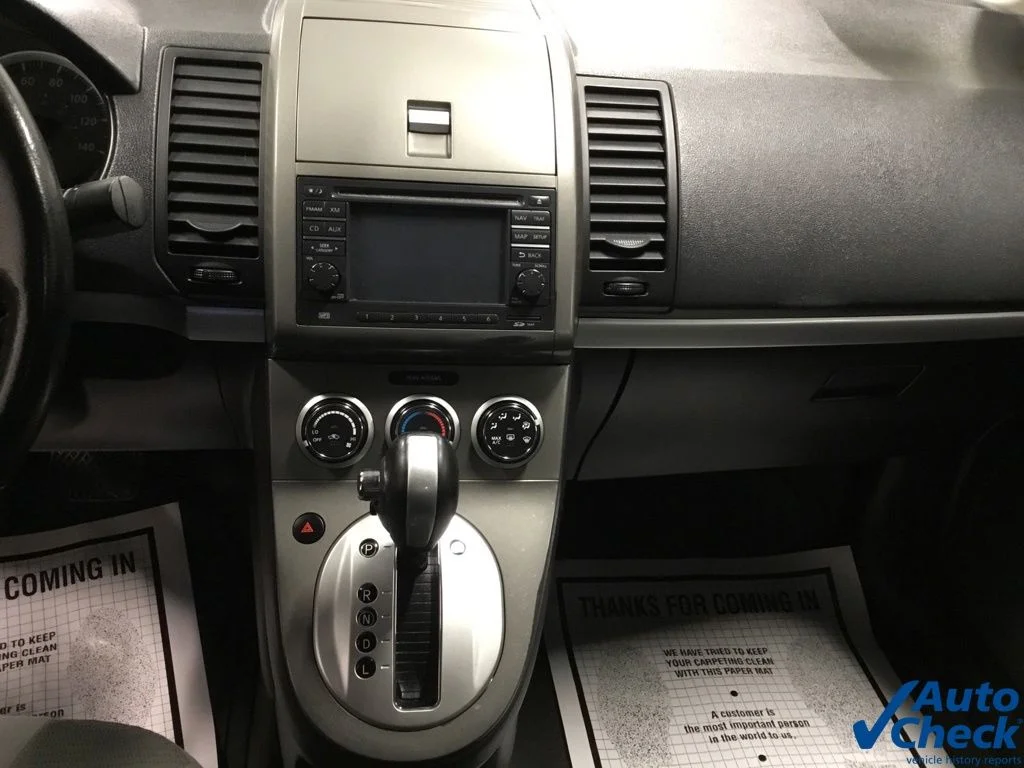 Used 2012 Black Nissan 2.0 SR image 49