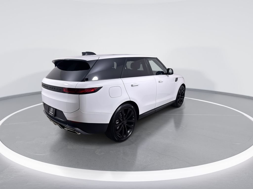New 2026 Fuji White Land Rover SE image 8