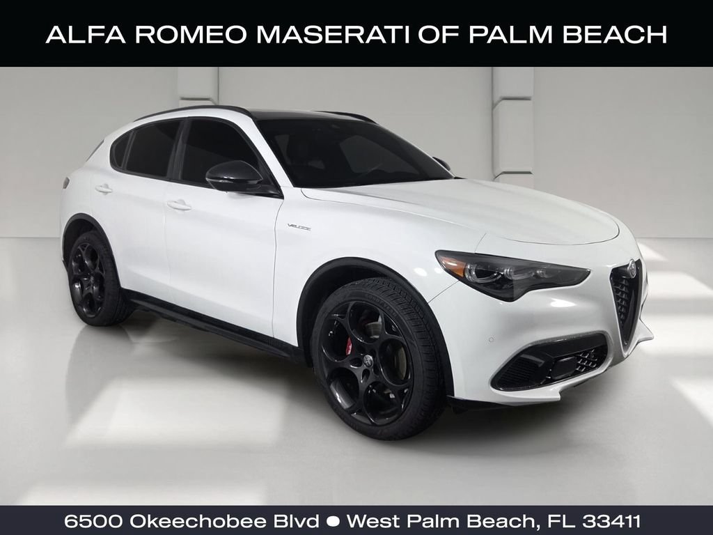 Used 2024 Milano White Alfa Romeo Veloce image 1