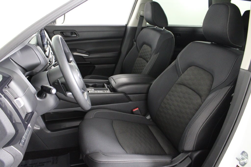 2024 Nissan Pathfinder S - Photo 19