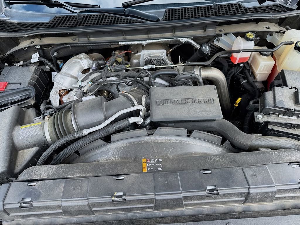Used 2024 Black Chevrolet LT image 33