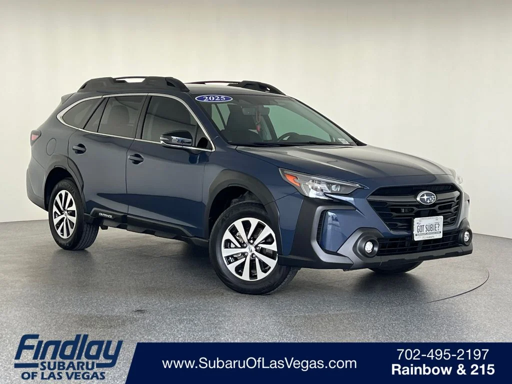 2025 Subaru Outback Premium's photo