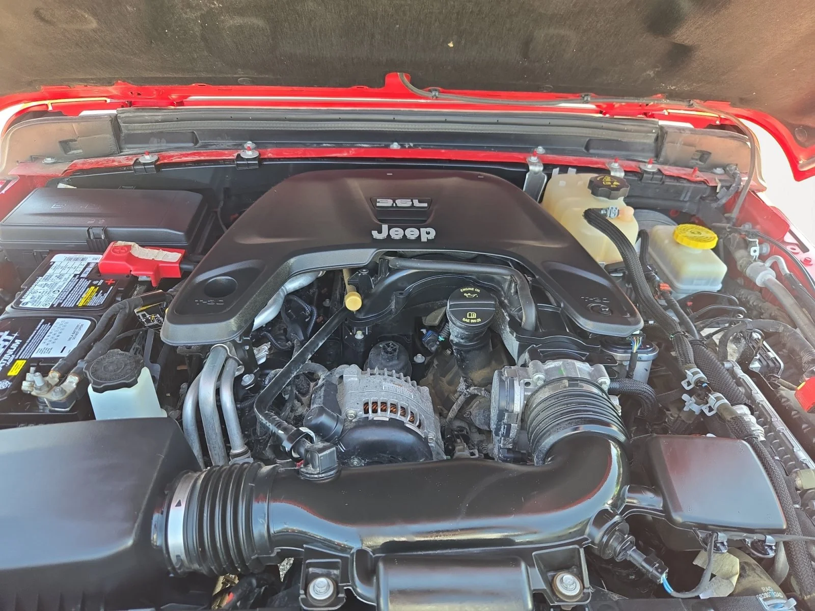 Used 2019 Firecracker Red Clearcoat Jeep Rubicon image 31