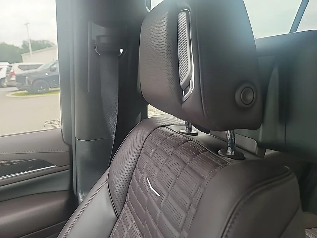 Used 2024 Silver Cadillac Sport Platinum image 28