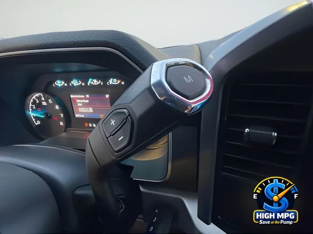 Used 2023 White Ford XLT image 28