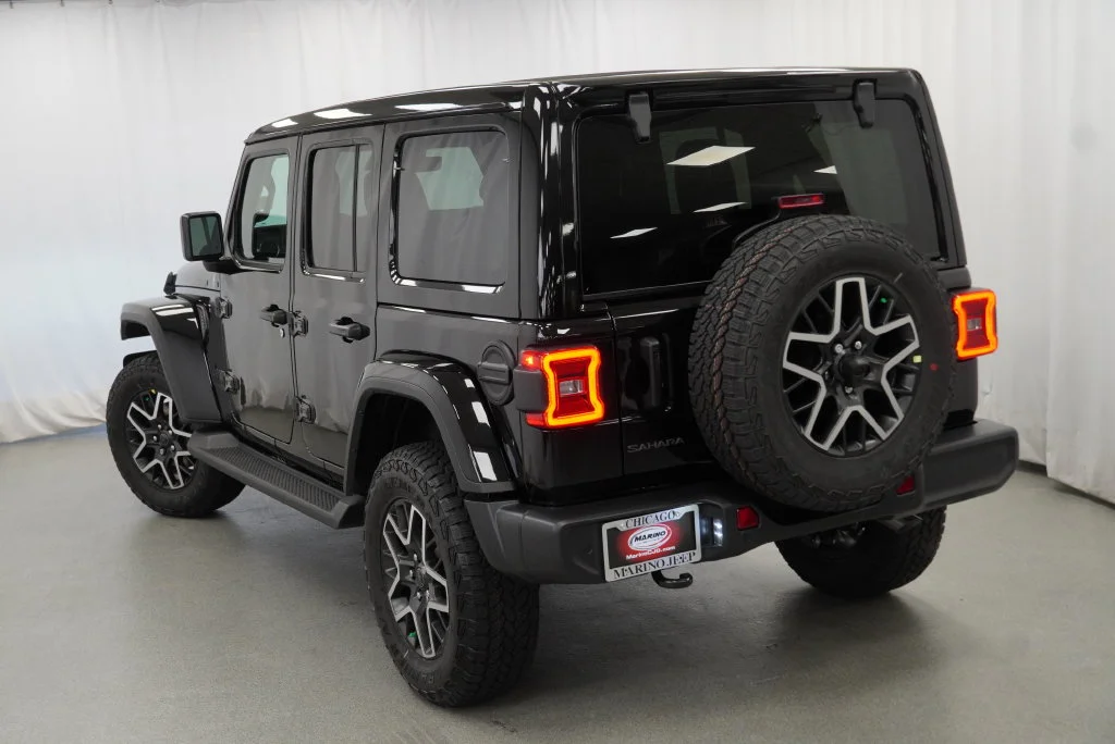 New 2027 Black Clear-Coat Paint Jeep Sahara image 15