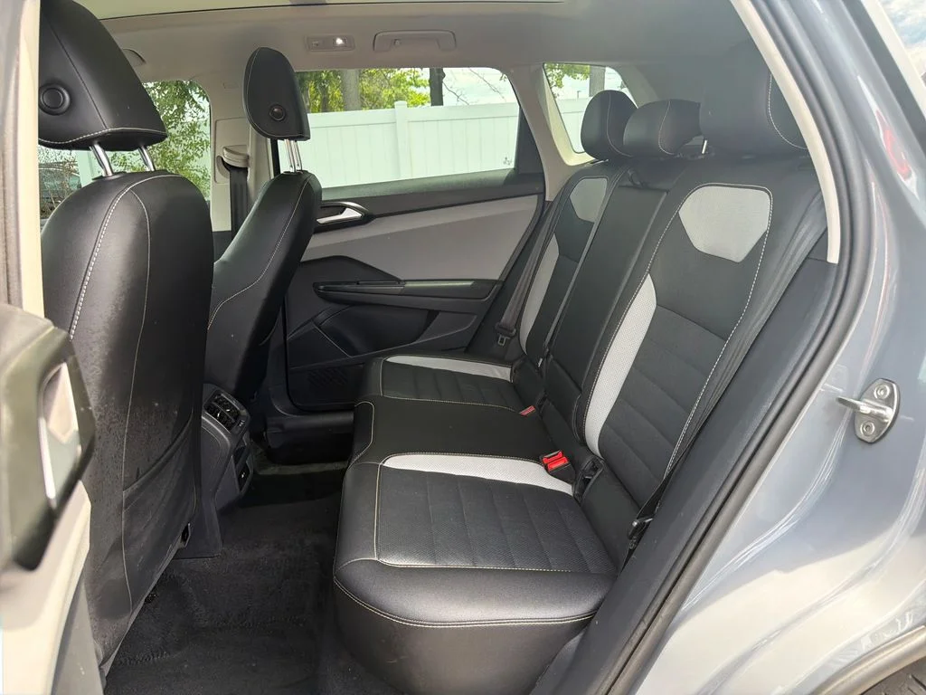 Used 2022 Gray Volkswagen 1.5T SEL image 32