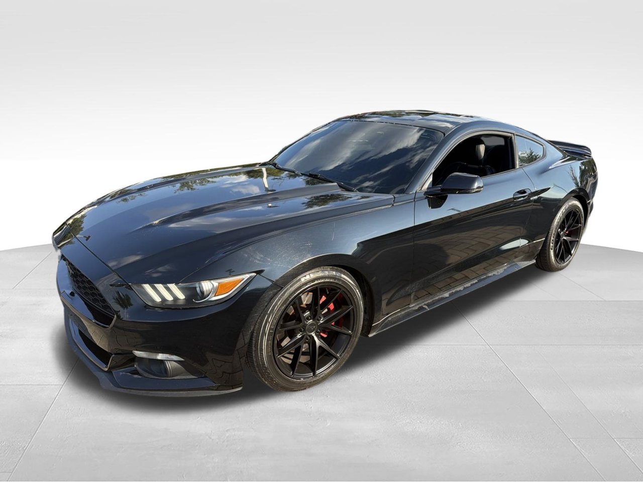 2016 Ford Mustang EcoBoost RWD photo