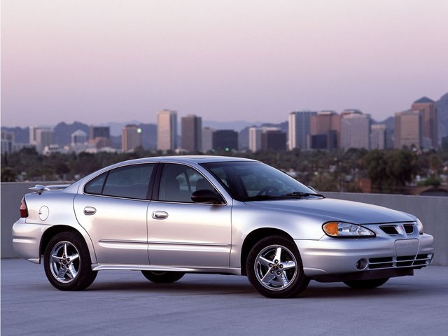 2004 Pontiac Grand Am SE1