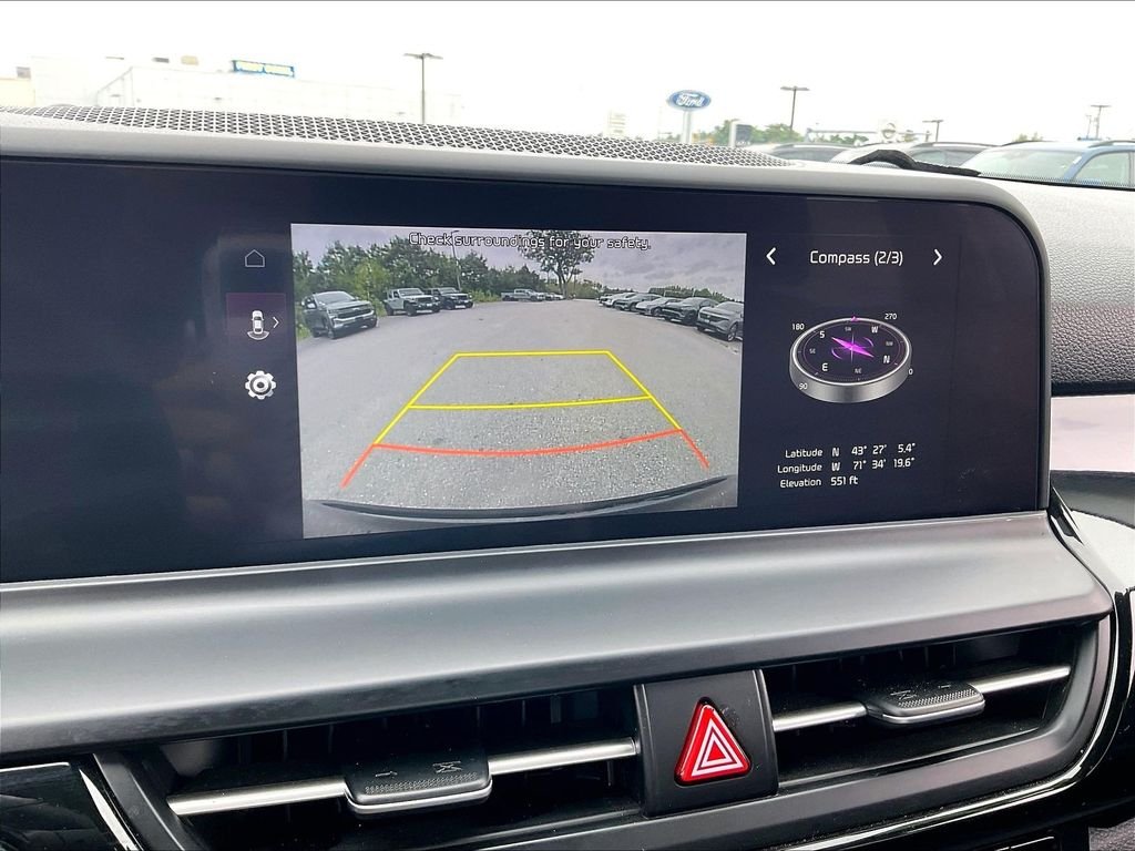 Used 2024 Fusion Black Kia S image 18