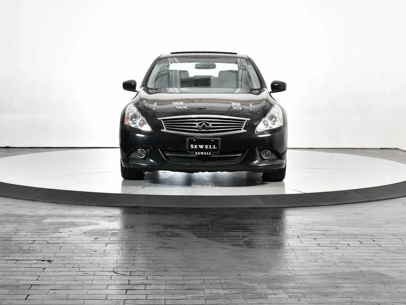 Used 2015 Black Obsidian INFINITI  image 8