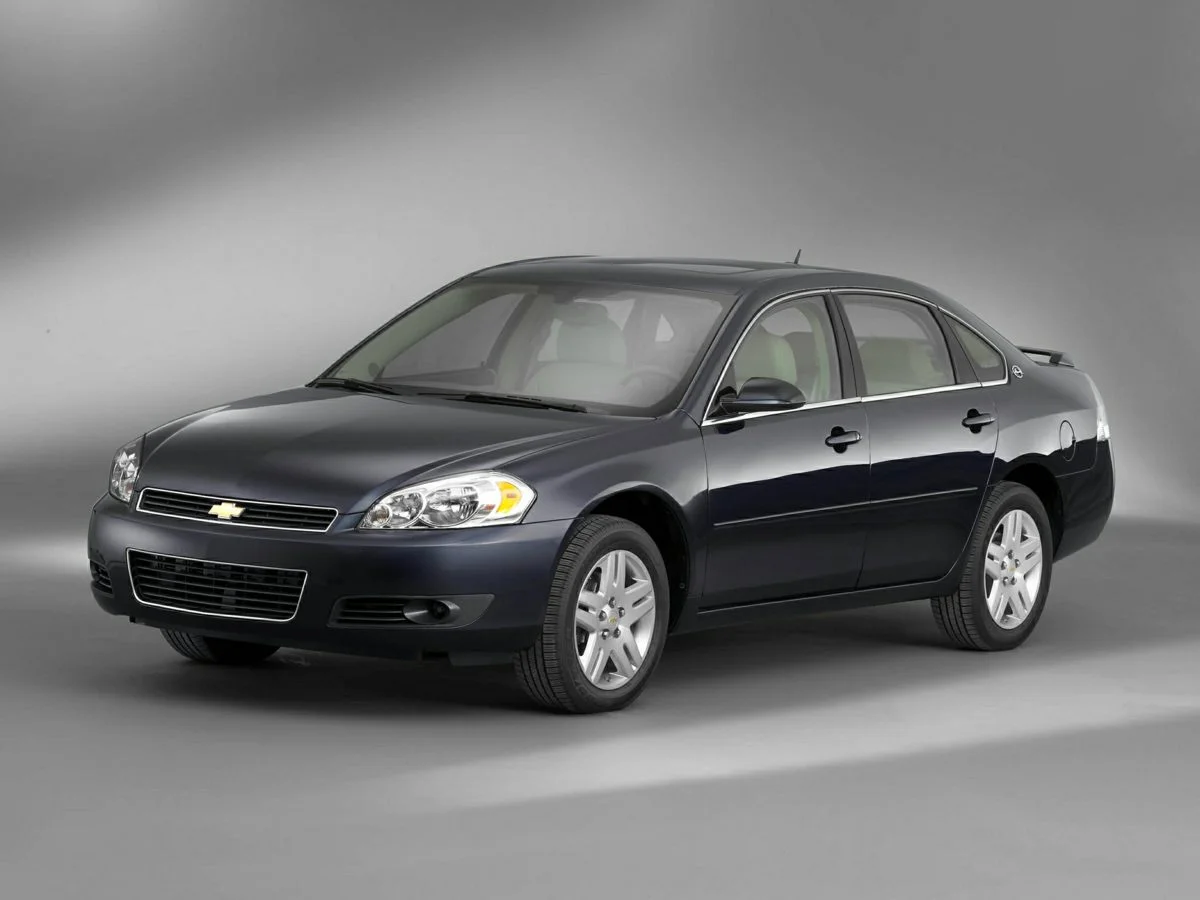 2011 Chevrolet Impala LT's photo