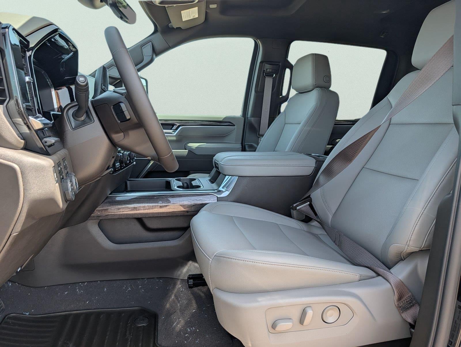 2026 Chevrolet Silverado 2500 HD LTZ - Photo 9