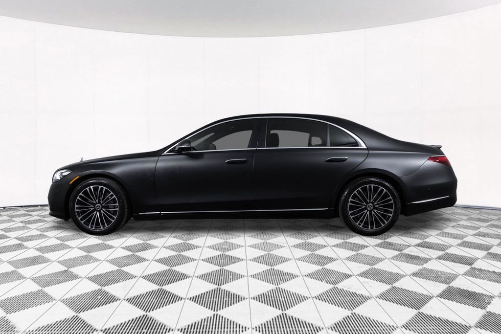 Used 2022 Black Mercedes-Benz S 580 image 11
