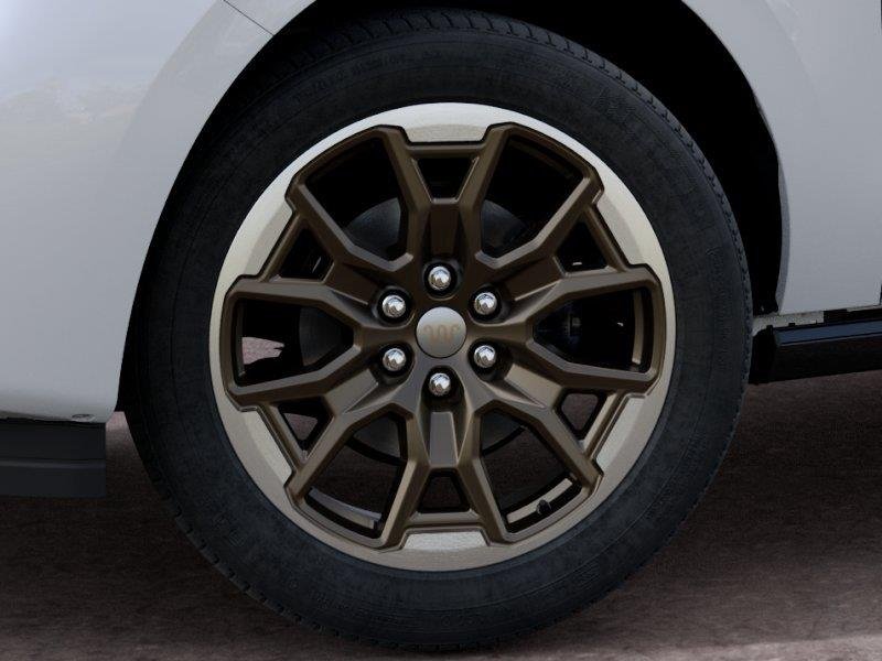 New 2027 Star White Metallic Tri-Coat Ford King Ranch® image 19