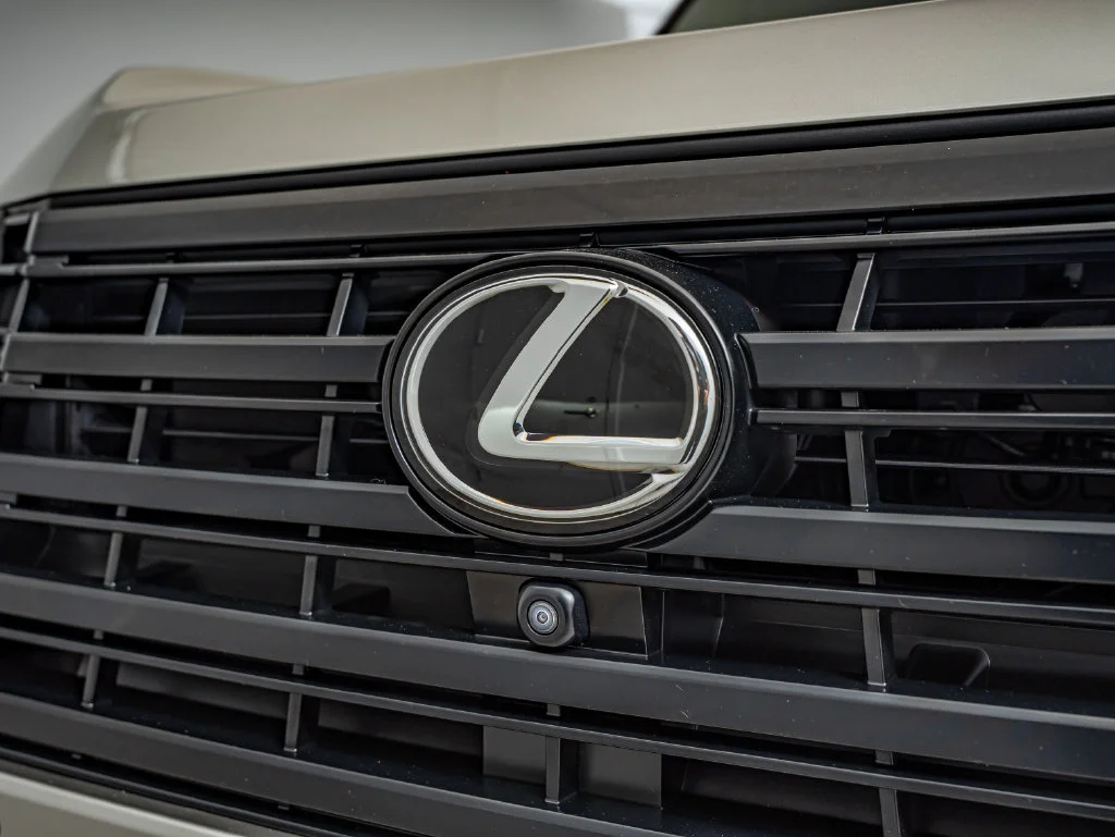 Used 2024 Silver Lexus 550 Luxury+ image 12